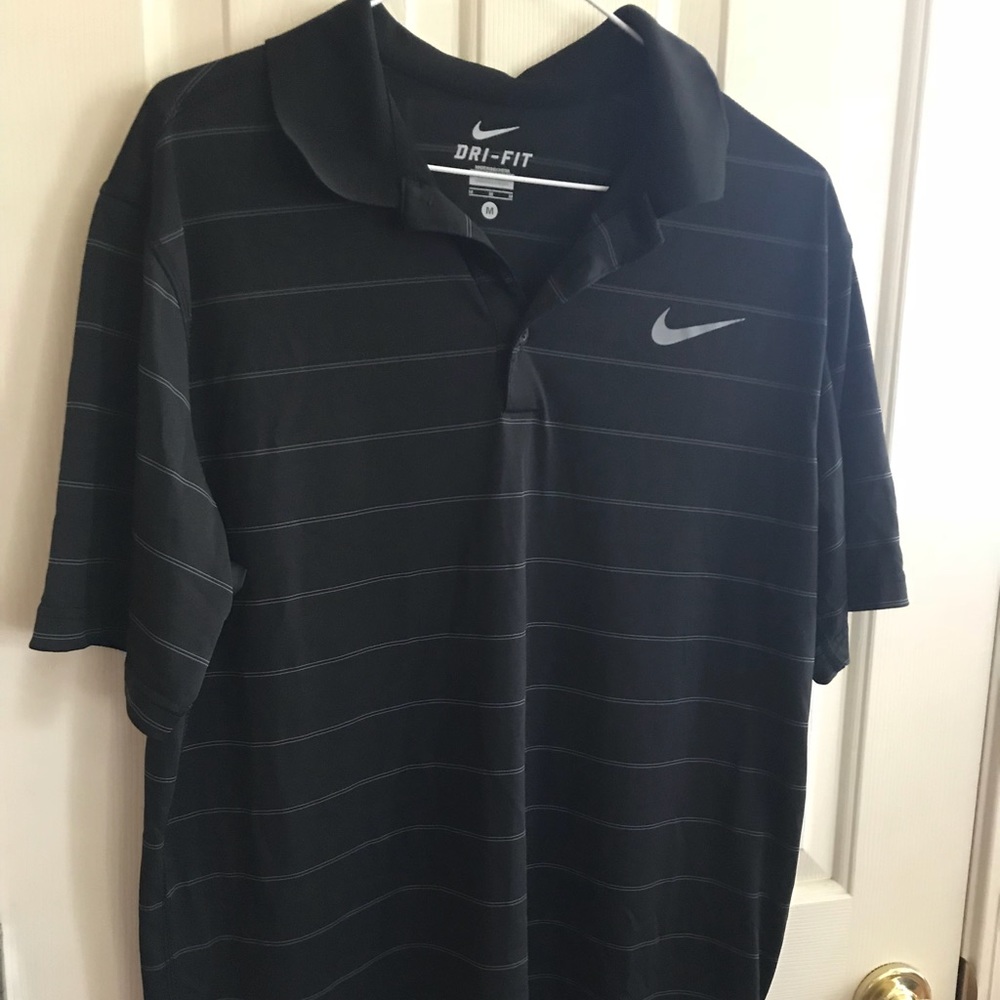 Men’s Nike golf dry fit shirt